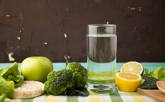 Die Bedeutung von richtiger Hydration und Ernährung für Gelenke und Muskeln.
