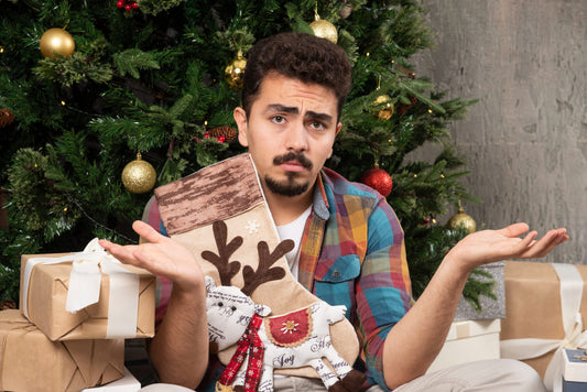 Achtung, Weihnachts-Stress-Falle: Wie du Rücken und Nacken beim Dekorieren und Aufräumen schützt